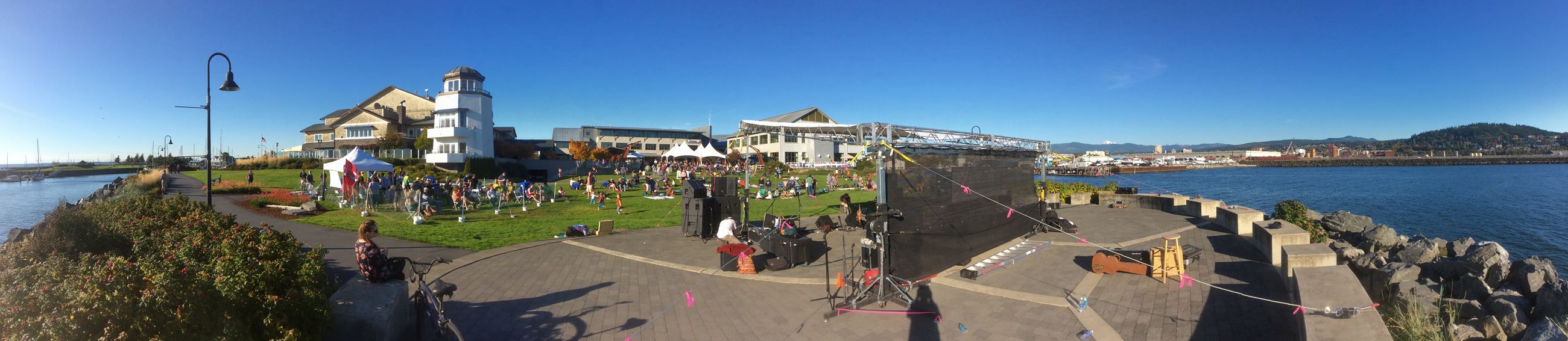 tom glenn common panorama of Bellwether hotel and park